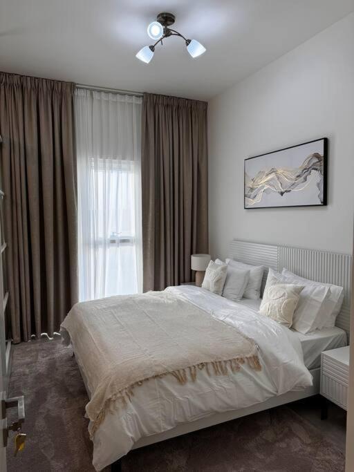 Apartment Golfville Lighthousedubai Hills *